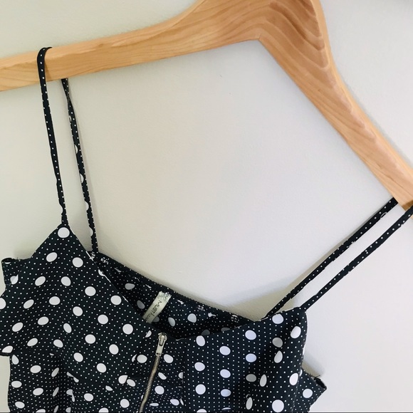 MUST HAVE | Polka Dot Spaghetti Strap Top Size M - Picture 4 of 9